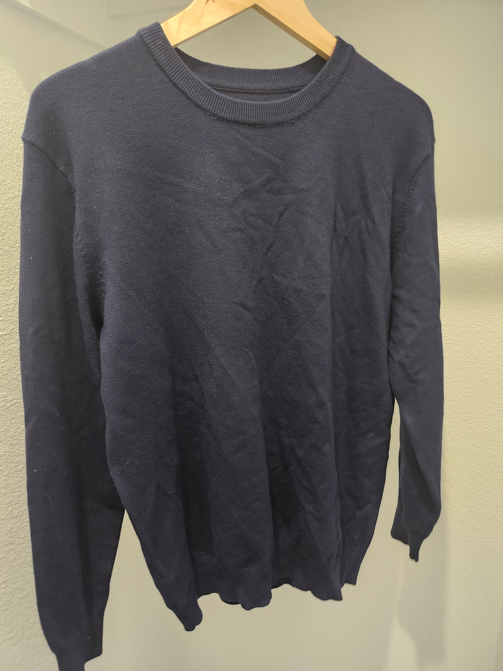 Men's Navy Crewneck Sweater - Classic Knit